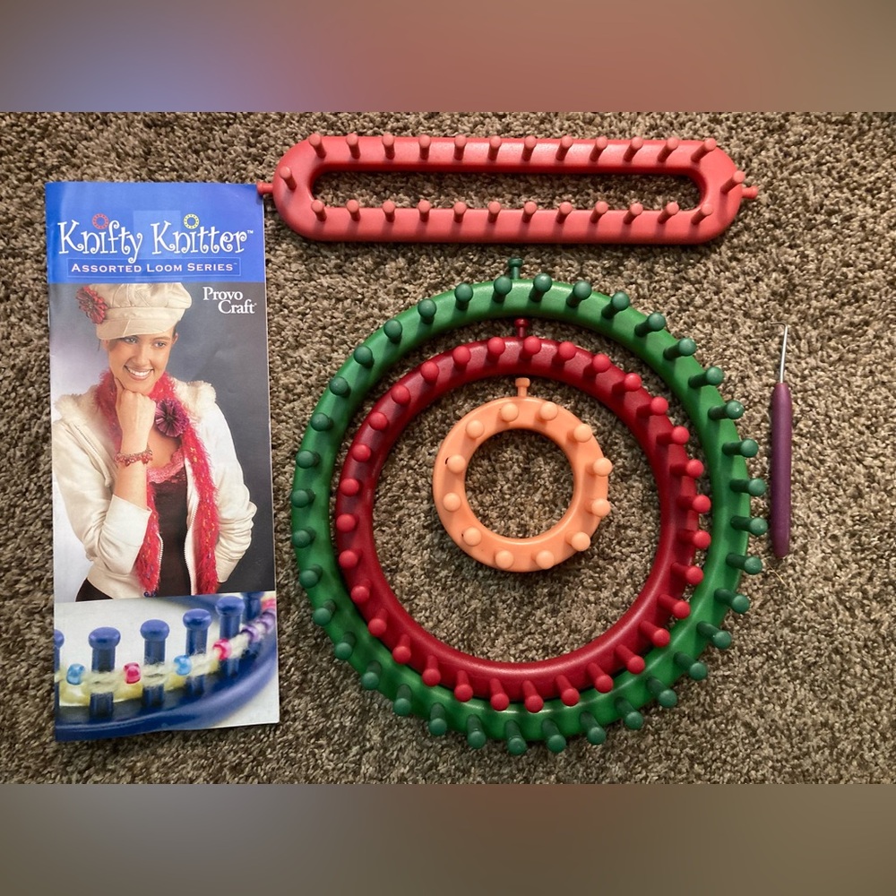 Scarf and hat knitting set with instructions and hook
